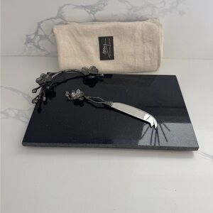 Michael Aram Black Cheese Board with Silver Floral Knife